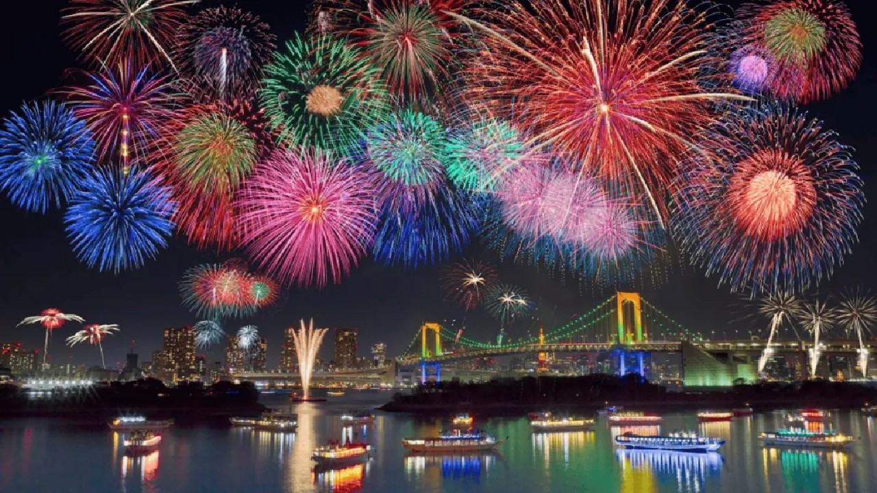 Showakoen Park Fireworks Festival