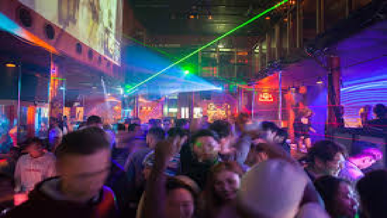 Osaka Night Pulse Club Experience
