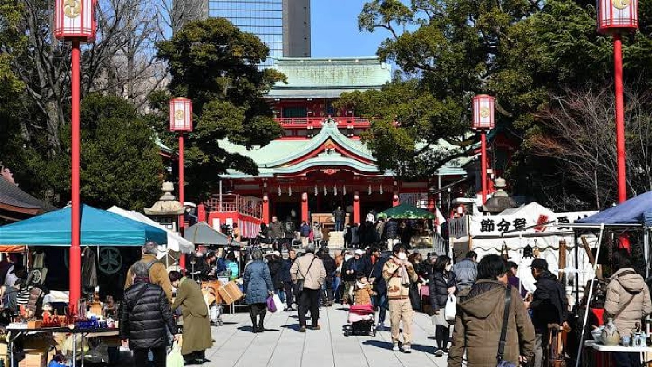 Tomioka Hachimangū Shrine Antique